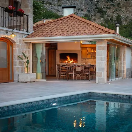 Adriatic Stone *