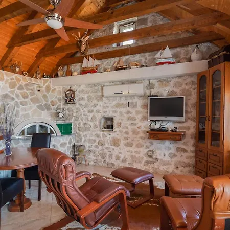 فيلة Adriatic Stone