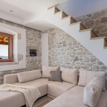 Adriatic Stone Vila *