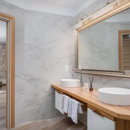 Adriatic Stone * Jesenice (Split-Dalmatia)